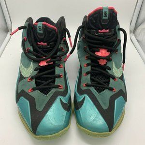Nike LeBron 11 XI South Beach Teal Size 8.5 Basketball Shoes 616175-330